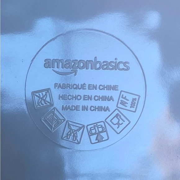 Amazon Basics Melamine Dishes. Placesetting for 4. 12 Pieces Dinner Plate 10.75” - Picture 5 of 6